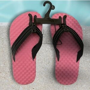 Comfort Cushion Core Flip Flops Pink Black Straps Sandals Womens Size Small 5/6